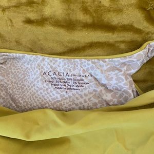 Acacia swimwear bottoms small